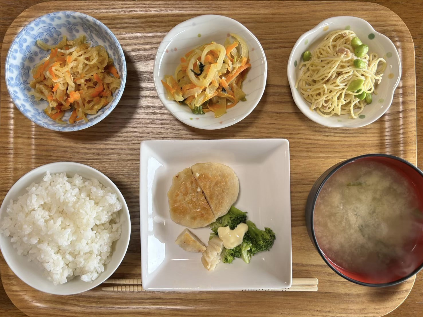 本日のお昼ごはん