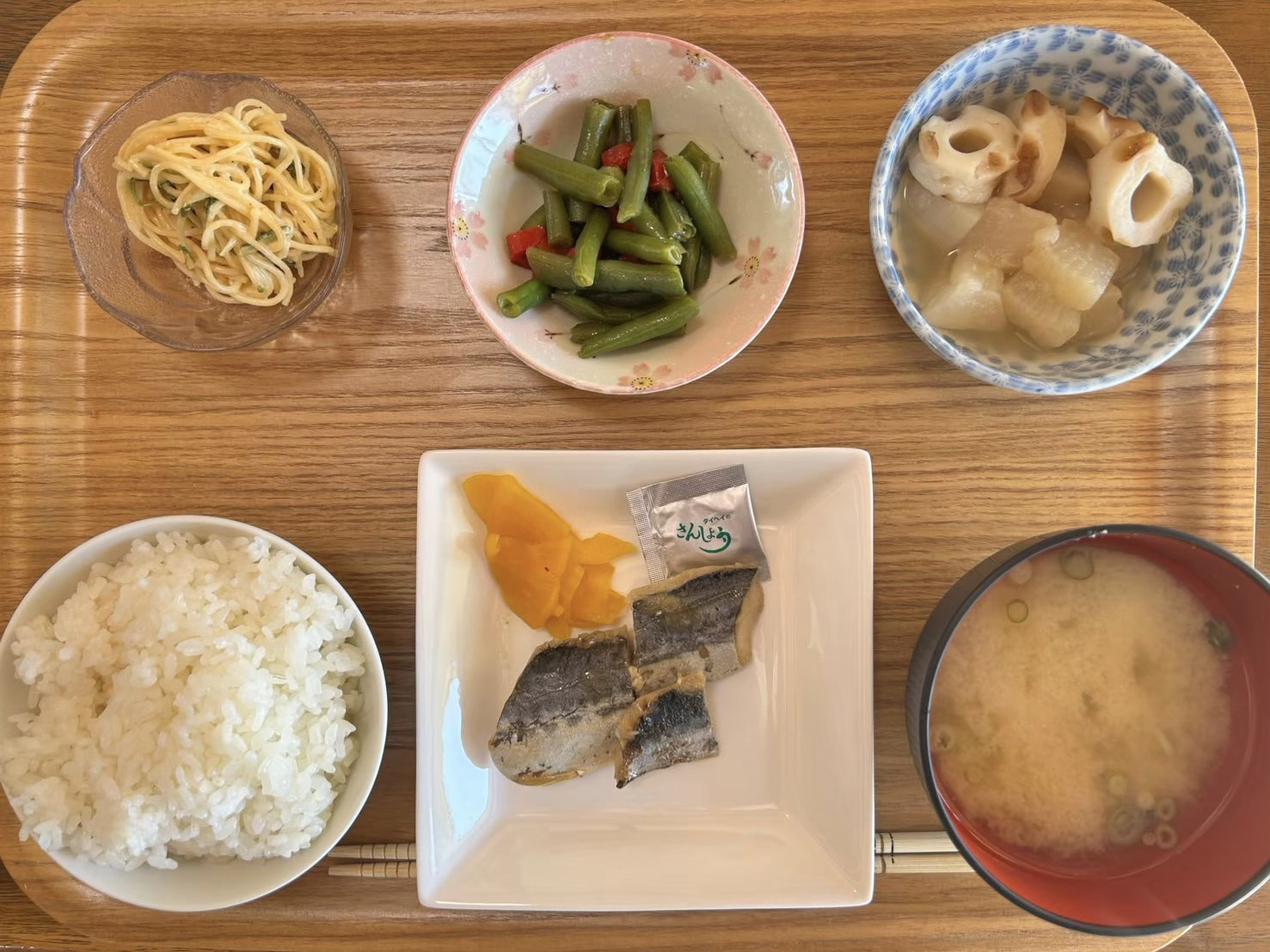 本日のお昼ごはん