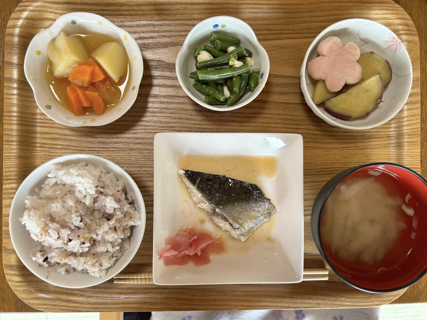 本日のお昼ごはん