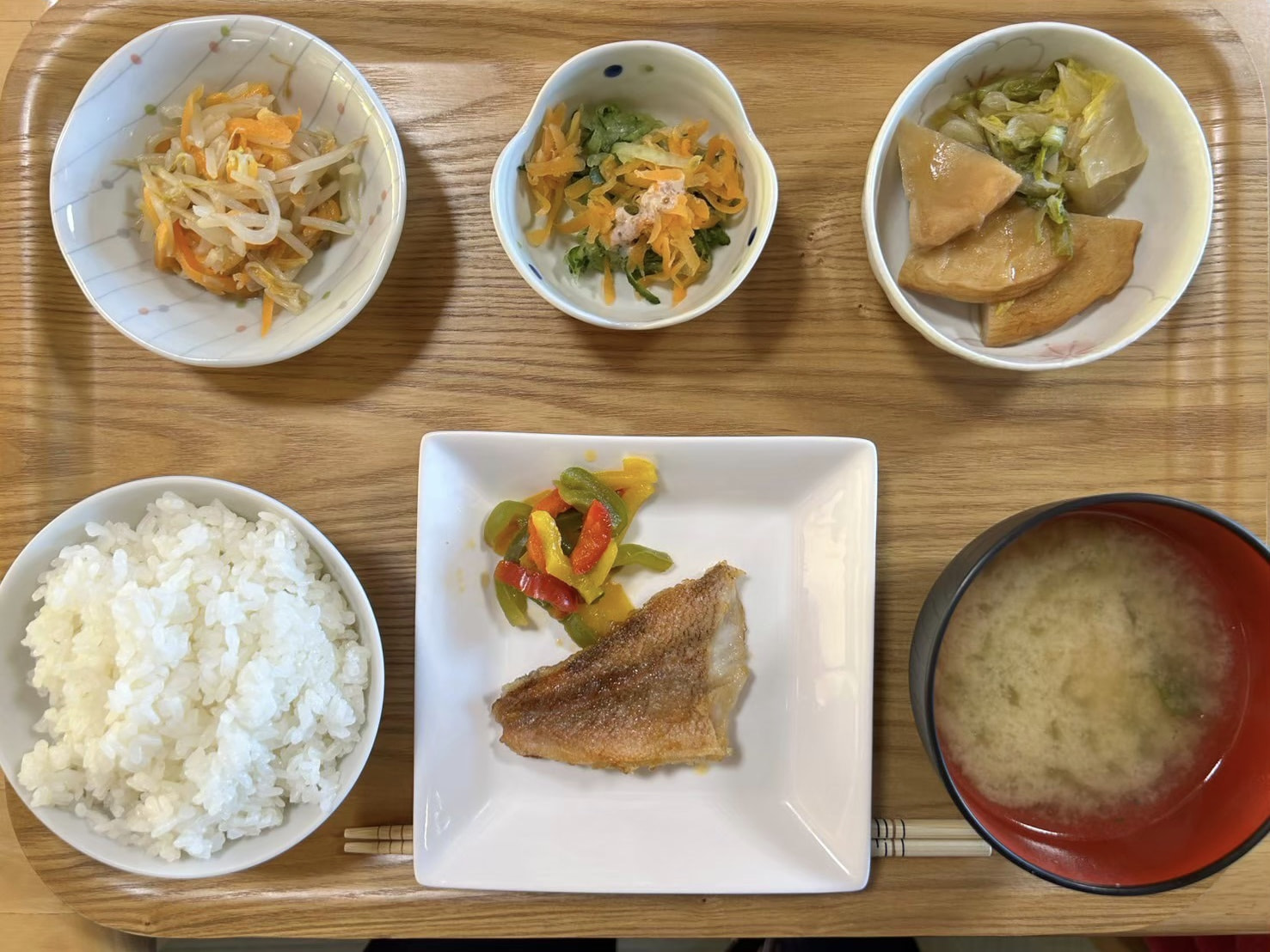 本日のお昼ごはん