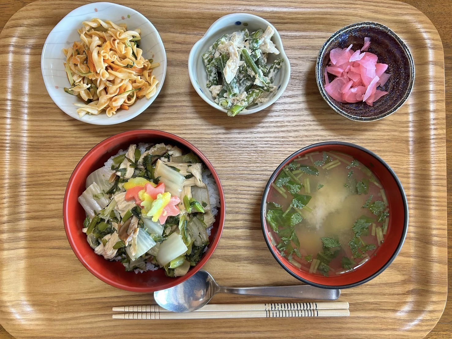 本日のお昼ごはん