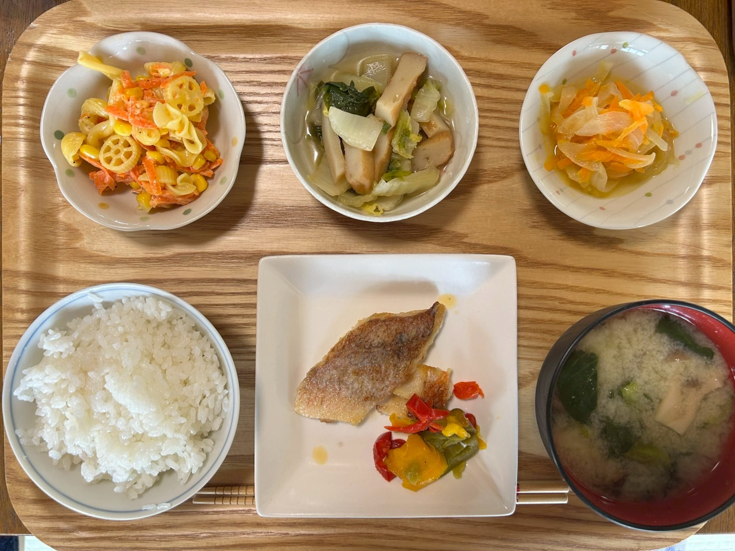 本日のお昼ごはん