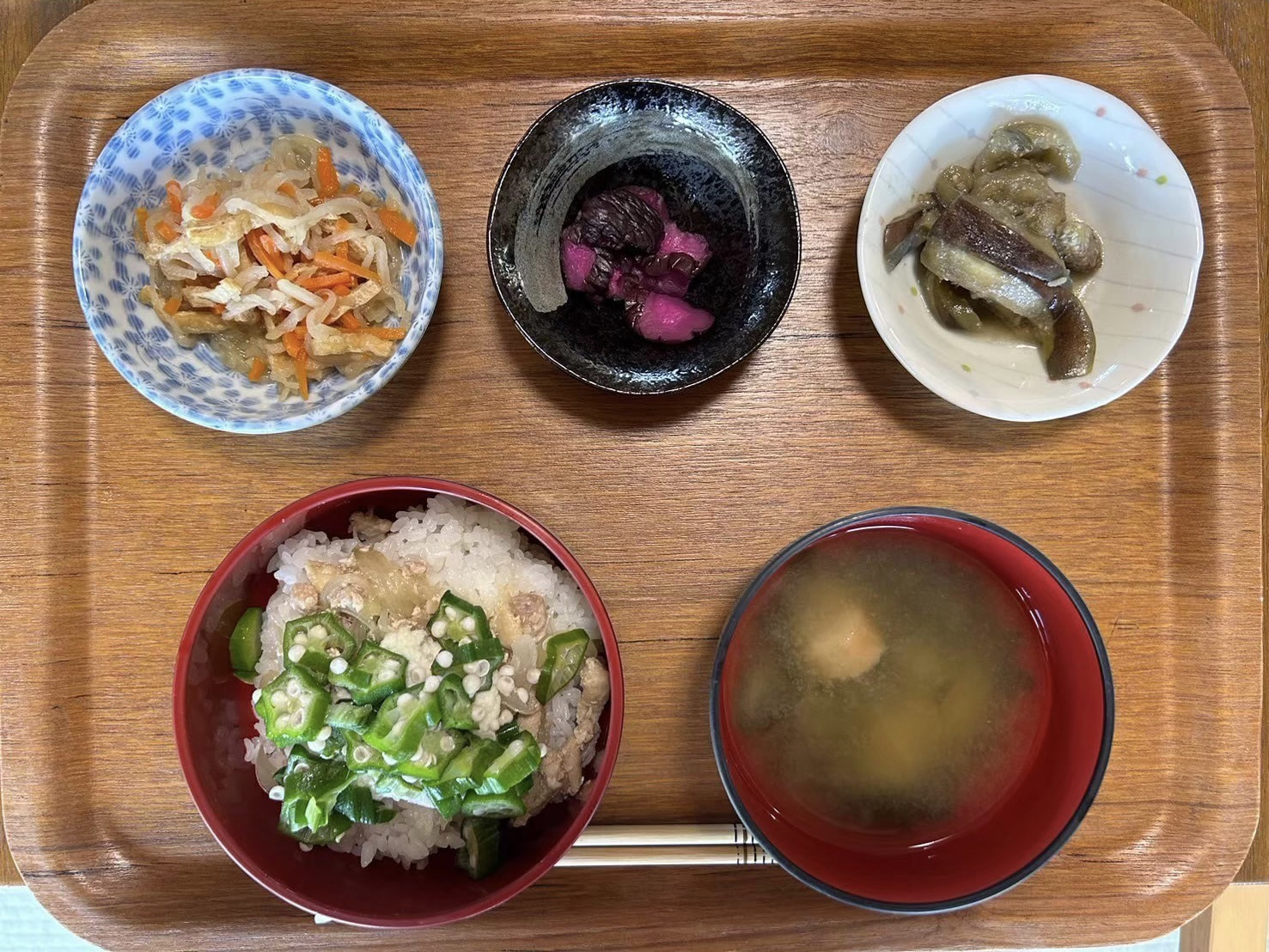 本日のお昼ごはん