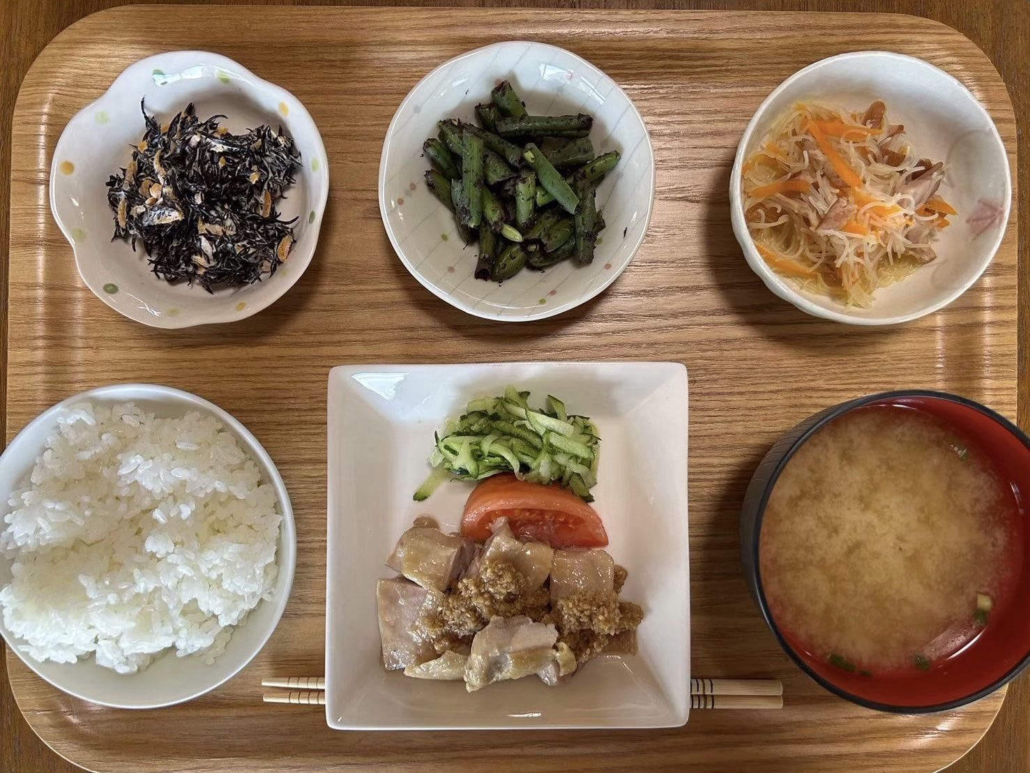 本日のお昼ごはん