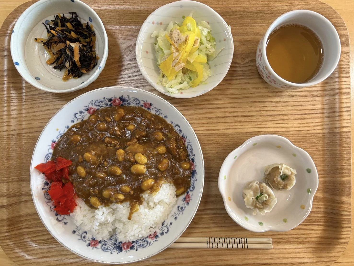 本日のお昼ごはん