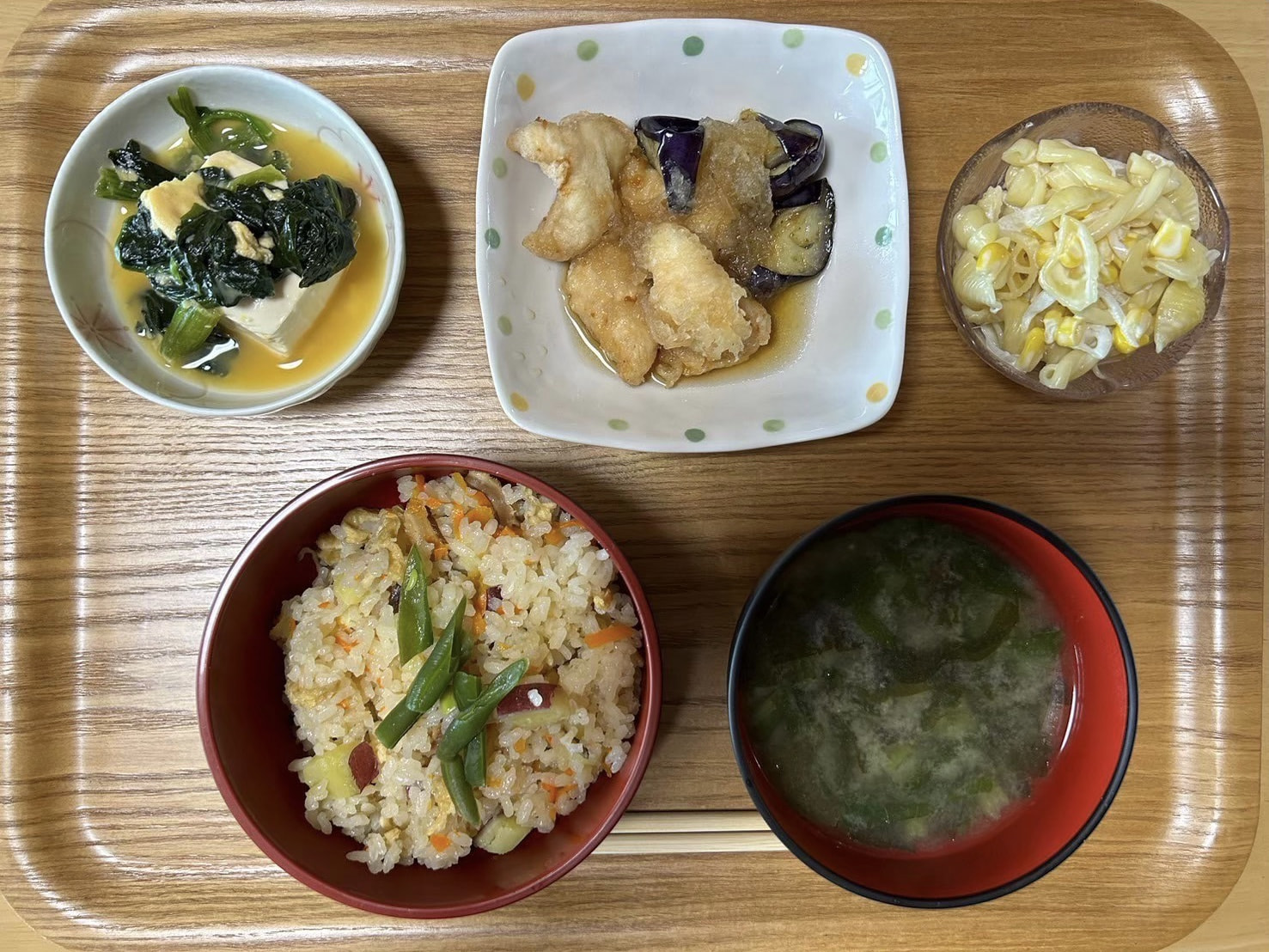 本日のお昼ごはん