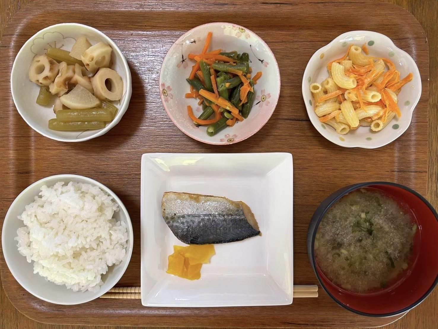 本日のお昼ごはん