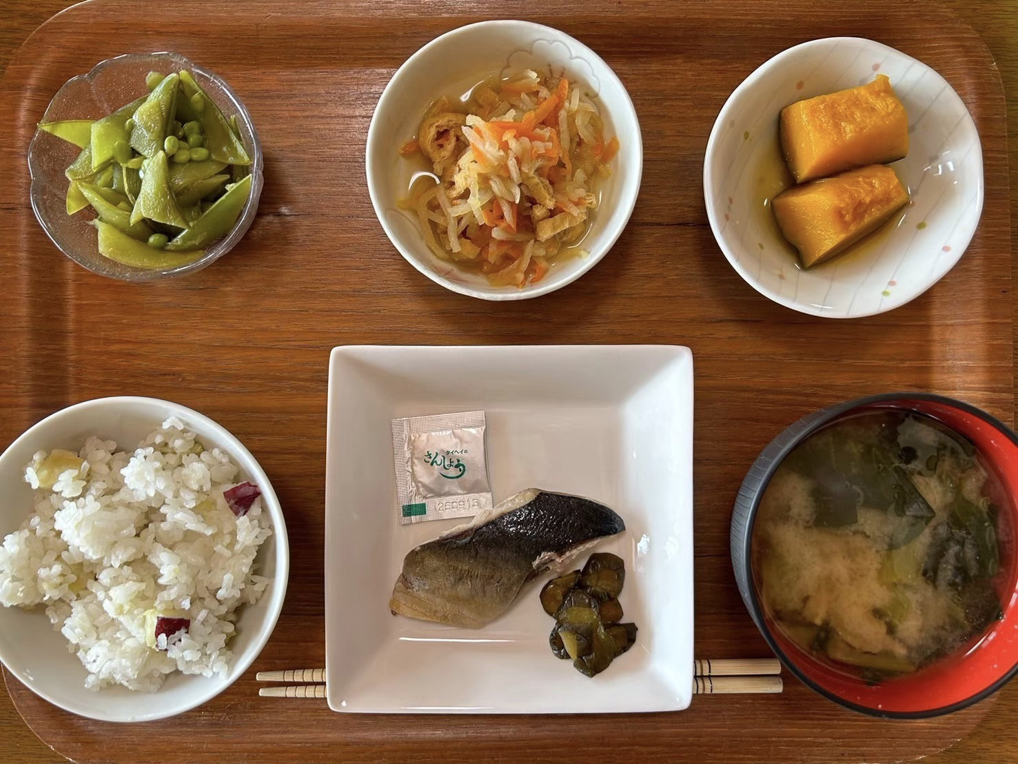 本日のお昼ごはん