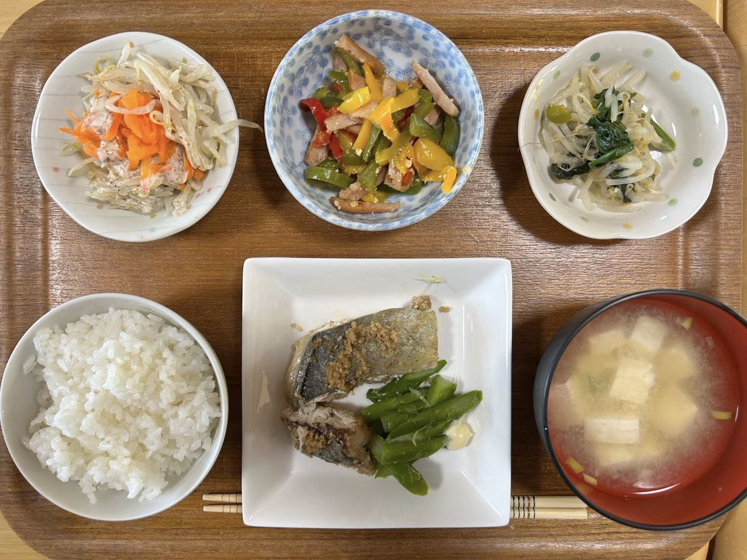 本日のお昼ごはん