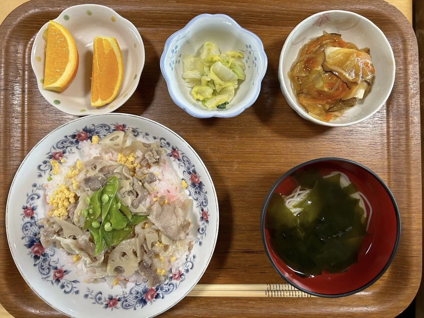 本日のお昼ごはん