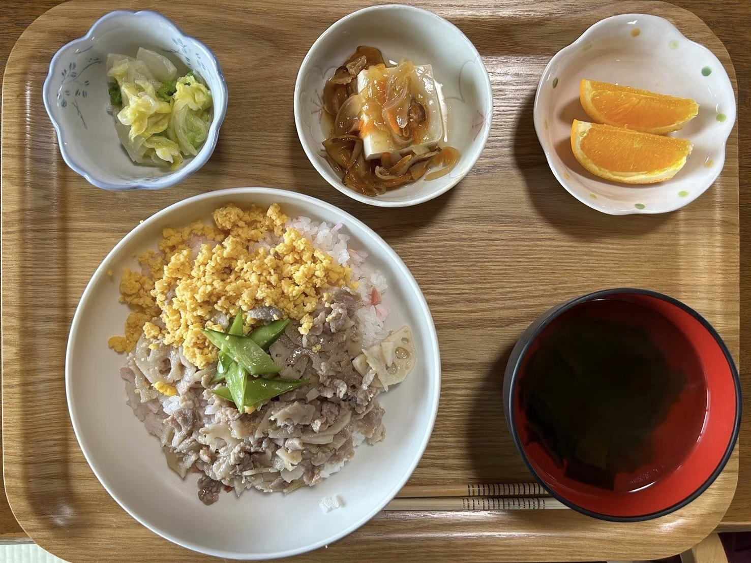 本日のお昼ごはん
