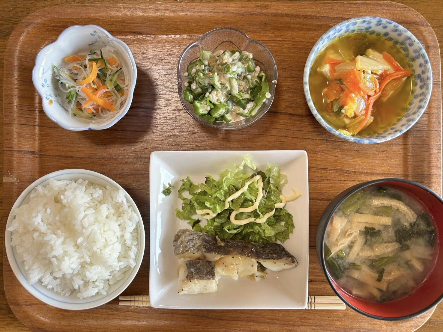 本日のお昼ごはん