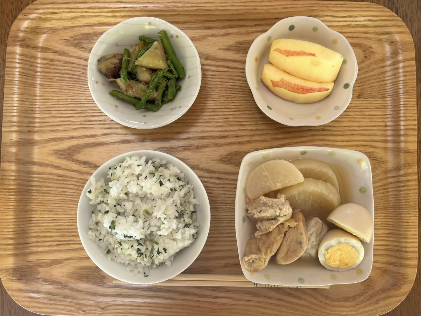 本日のお昼ごはん