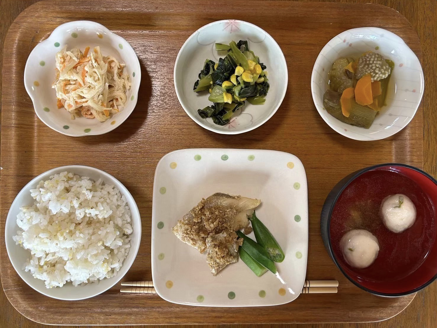 本日のお昼ごはん