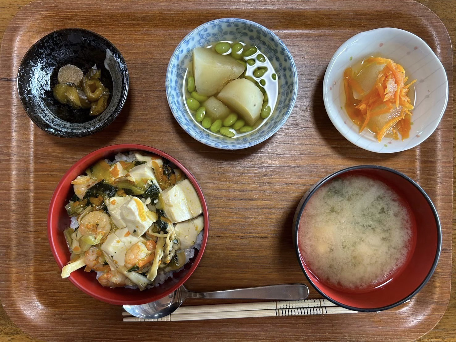 本日のお昼ごはん